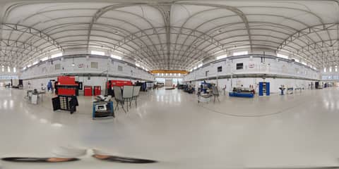Vue 360° du centre avant de l'atelier SMRIS